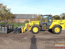 JCB 537 135 JCB 537 125 telehandler with remote con...