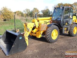JCB 537 135 JCB 537 125 telehandler with remote con...