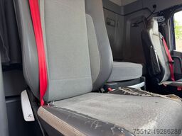 Renault T 430 / 2 Tanks / Refrigerator / Euro 6