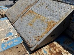 Komodo 4 achs Lenk luft hydr Rampen 62 to