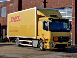 Mercedes-Benz Actros 1827 4x2 Sleepercab - Box with side door...