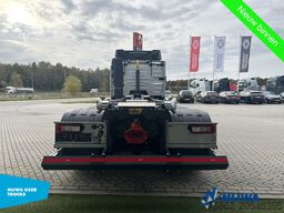 Volvo FMX 540 8x2 Hyva Haakarm + Vangmuil