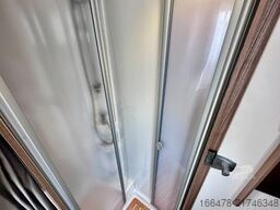 CARADO T 449 *Queensbett-Hubbett-Sat-TV*