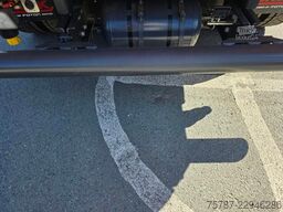 DAF XB 210 Kehrmaschine wie neu Brock VS4 Kehraufbau