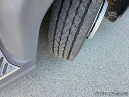 DAF XB 210 Kehrmaschine wie neu Brock VS4 Kehraufbau