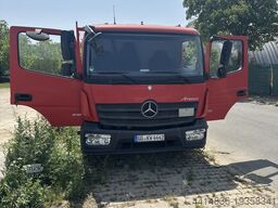 Mercedes-Benz Atego 818