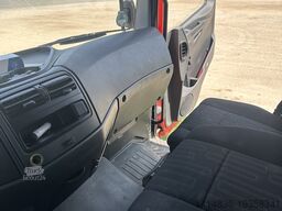 Mercedes-Benz Atego 818