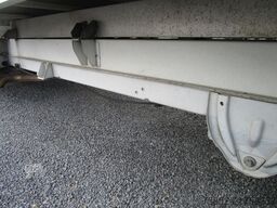 PEUGEOT Boxer 2,2L 165PS *MAXI+LBW+KLIMA+3-Sitze+4,27m*