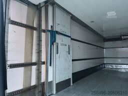 Mercedes-Benz ANTOS 1832 4x2 THERMOKING T-1200R / BOX L=8502 mm