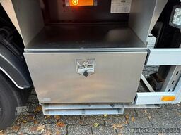 DAF CF 290 + HTF Koeloplegger PTO Powered koelmotor...