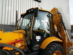 JCB 4CX PRO