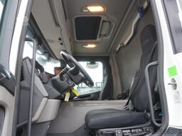 SCANIA P280 4x2 E6 / Lamberet 16 EPAL refrigera