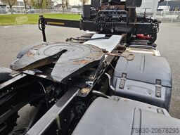 MAN TGS 26.480 6x6 / HIAB CRANE / TRACTOR + BOX TRUCK