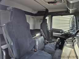 MAN TGS 26.480 6x6 / HIAB CRANE / TRACTOR + BOX TRUCK