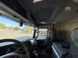 DAF XF 530 AdBlue Verteiler ROHR