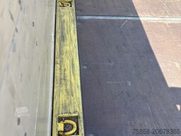 Krone Baustoff Wechselbrücke 7,45m Türen