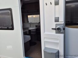 BÜRSTNER B66 485 TS 2.000 kg / Duschpaket