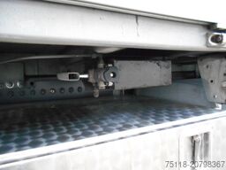 DAF XF510 6x2 CENTINA + SPONDA