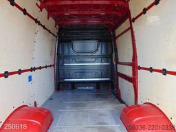 VOLKSWAGEN Crafter 50 2.0 TDI KLIMA