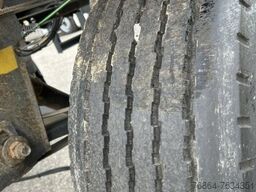 Saxas SAXAS, ANHäNGEWAGEN KOFFERAUFBAU MIT HEBEBüHNE