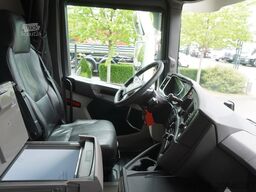 SCANIA R500 / Lecapitaine refrigerator / Carrie