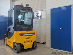 Jungheinrich EFG 320 GE120-480DZ