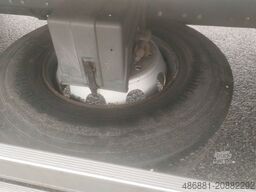 IVECO EUROCARGO 180E Thermoking T800R, Dhollandia