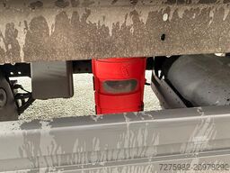 Mercedes-Benz Atego 818