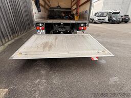 Mercedes-Benz Atego 818