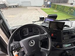 Mercedes-Benz Atego 818