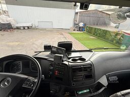 Mercedes-Benz Atego 818