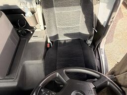 Mercedes-Benz Atego 818