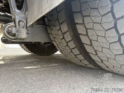 MERCEDES-BENZ ACTROS 2551 6X2, PALFINGER-ABROLLKIPPER MIT SCHROTTKRAN,  LENK-LIFTACHSE, EURO 6
