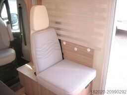 BÜRSTNER Delfin T 680 G Winterpak., Lithium, Luftfed.