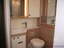 BÜRSTNER Delfin T 680 G Winterpak., Lithium, Luftfed.