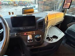 MERCEDES-BENZ Actros 1845 4X2 Spring/Air Mirrorcam Retarder Cl