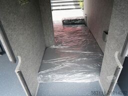 MAN LIONS COACH R08 / EURO 6 / FABRYCZNIE NOWY / DOS