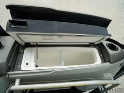 MAN LIONS COACH R08 / EURO 6 / FABRYCZNIE NOWY / DOS