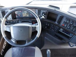 VOLVO FH 16 / 600 / 6x4 / DMC: 180.000 KG !! / SPROWAD
