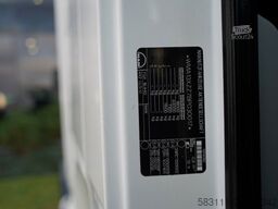 MAN TGX 18.440 / XLX / MEGA / MANUAL / LOW DECK  