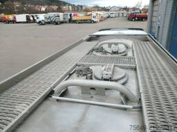 Mercedes-Benz SK 1824 L 4x2 SK 1824 L 4x2, Esterer Tankaufbau ca. 13.100l, 2 Kammern