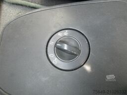 MAN TGL 12.240 BL 4x2 TGL 12.240BL 4x2, mit Kran Hiab 088 mit Funk