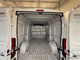 PEUGEOT Boxer Kasten Hochraum 330 L2H2 Pro BlueHDi 140 S