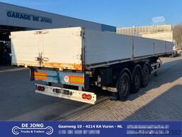 Renders / Aluminium Borden / Hardwood Floor / Mercedes ...