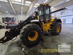 JCB 434S