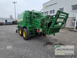 John Deere 1424C