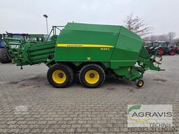 John Deere 1424C
