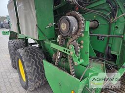 John Deere 1424C