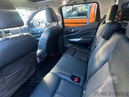 NISSAN Navara NP300 N-Guard Double Cab 4x4 PKW Pickup