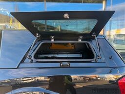 NISSAN Navara NP300 N-Guard Double Cab 4x4 PKW Pickup